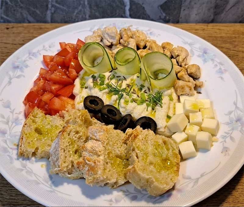 Mediterranean Mezze Plater